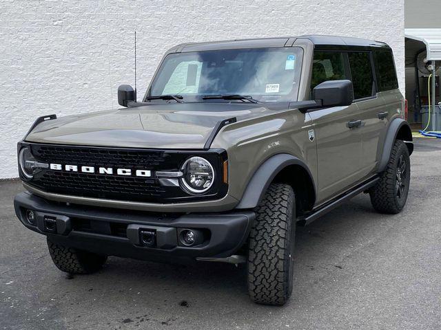 new 2025 Ford Bronco car, priced at $52,140