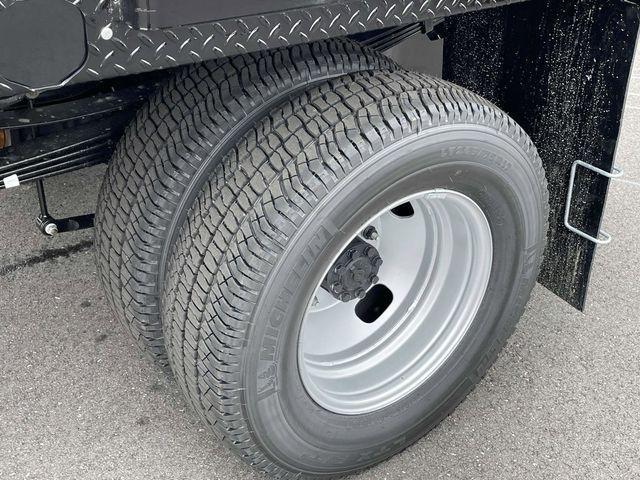 new 2025 Ford F-350 car, priced at $72,790