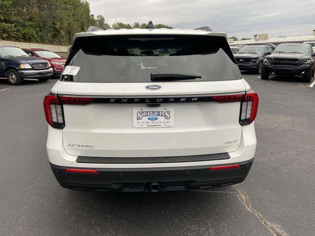 new 2025 Ford Explorer car, priced at $39,912