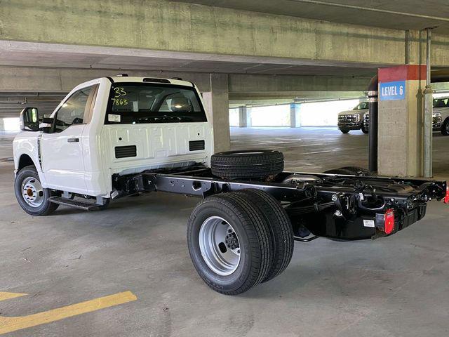 new 2025 Ford F-350 car, priced at $55,535