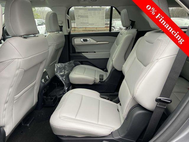 new 2025 Ford Explorer car, priced at $41,927