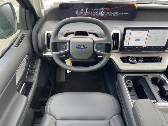 new 2025 Ford Expedition Max car, priced at $72,386