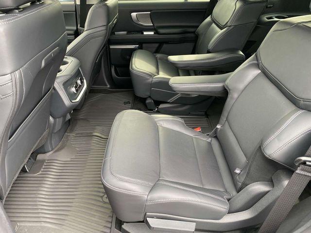 new 2025 Ford Expedition car, priced at $84,116