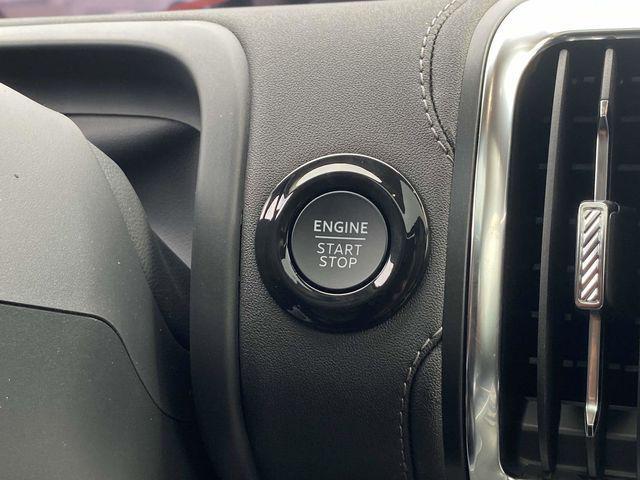 new 2025 Ford Expedition car, priced at $84,116