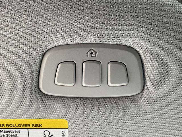 new 2025 Ford Expedition car, priced at $84,116