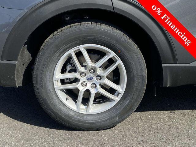 new 2025 Ford Explorer car, priced at $34,294