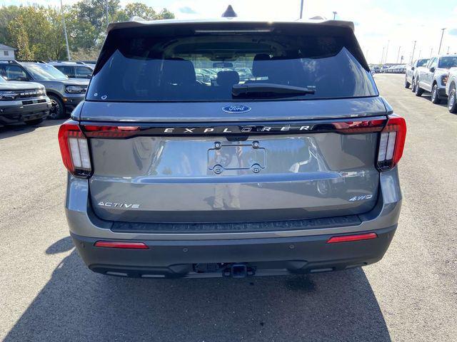 new 2025 Ford Explorer car, priced at $38,597