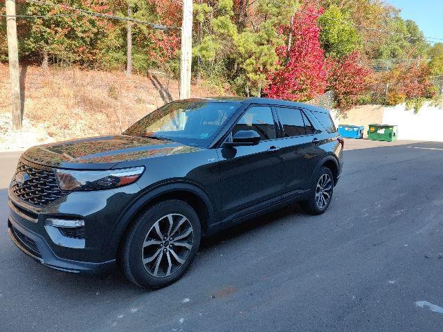 used 2022 Ford Explorer car, priced at $30,999