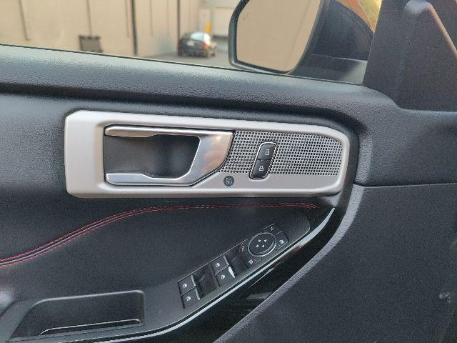 used 2022 Ford Explorer car, priced at $30,999