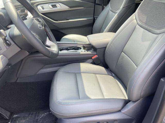 new 2025 Ford Explorer car, priced at $47,069