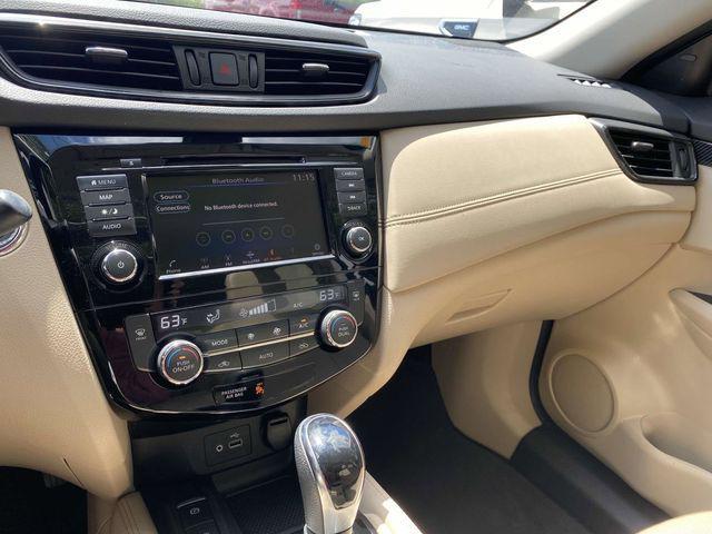 used 2019 Nissan Rogue car, priced at $17,489
