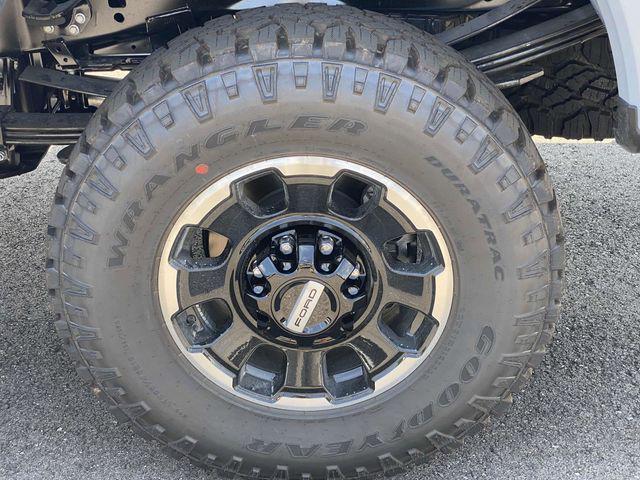 new 2025 Ford F-250 car, priced at $78,720