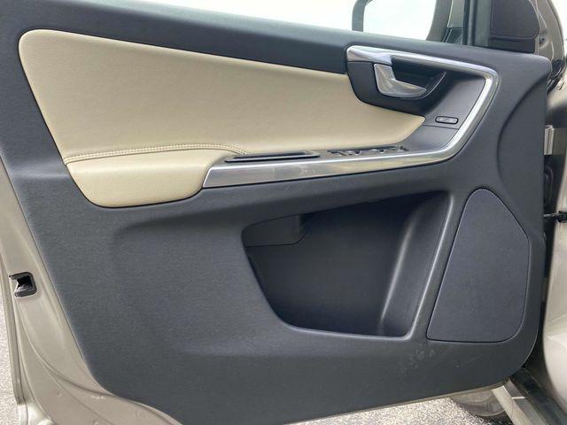 used 2016 Volvo XC60 car, priced at $11,989