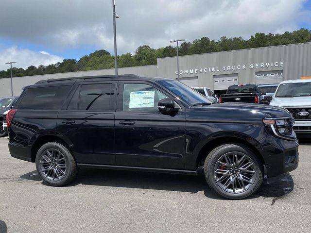 new 2025 Ford Expedition car, priced at $82,970
