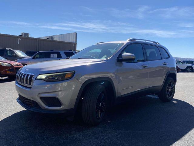 used 2020 Jeep Cherokee car, priced at $16,999