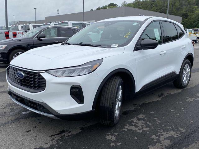 new 2025 Ford Escape car, priced at $27,680