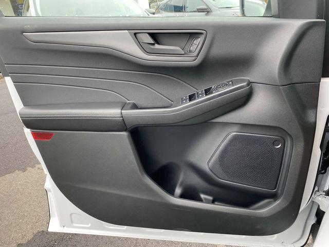 new 2025 Ford Escape car, priced at $27,680