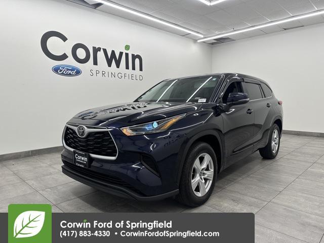 used 2023 Toyota Highlander car, priced at $35,989