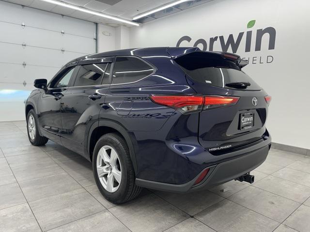 used 2023 Toyota Highlander car, priced at $35,989