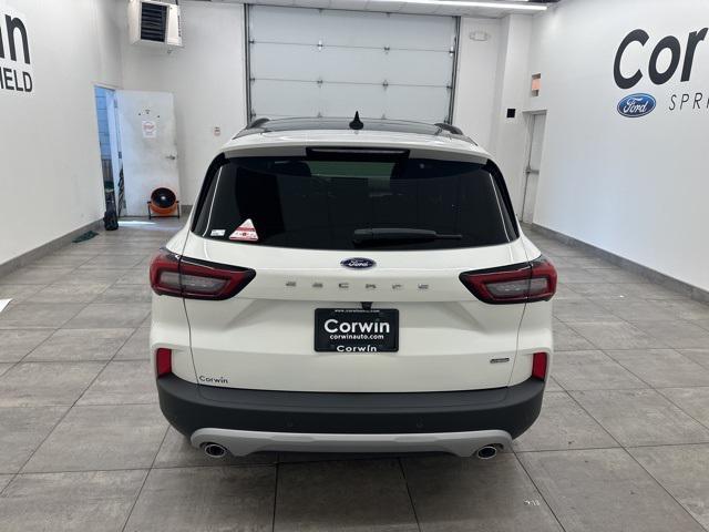 new 2025 Ford Escape PHEV car, priced at $33,485
