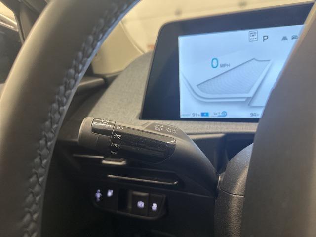used 2024 Kia EV6 car, priced at $30,011