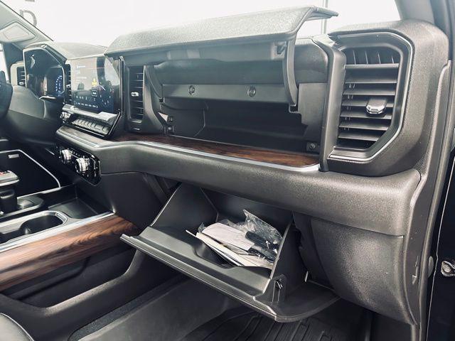 used 2023 GMC Sierra 1500 car, priced at $52,463