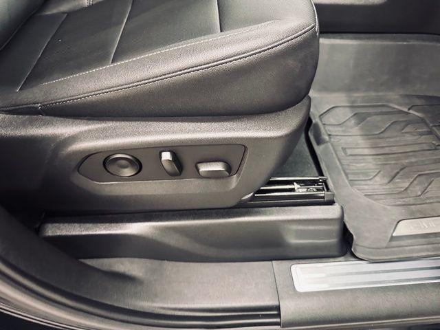 used 2023 GMC Sierra 1500 car, priced at $52,463