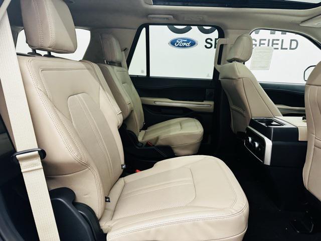 new 2024 Ford Expedition car, priced at $68,307