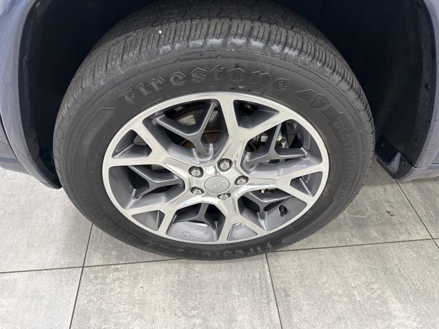 used 2021 Jeep Grand Cherokee car, priced at $26,225