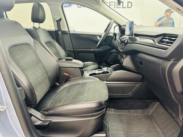 used 2022 Ford Escape car, priced at $27,186