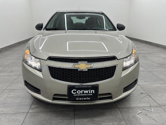 used 2014 Chevrolet Cruze car, priced at $9,159