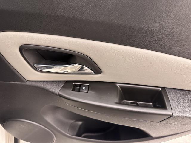 used 2014 Chevrolet Cruze car, priced at $9,159