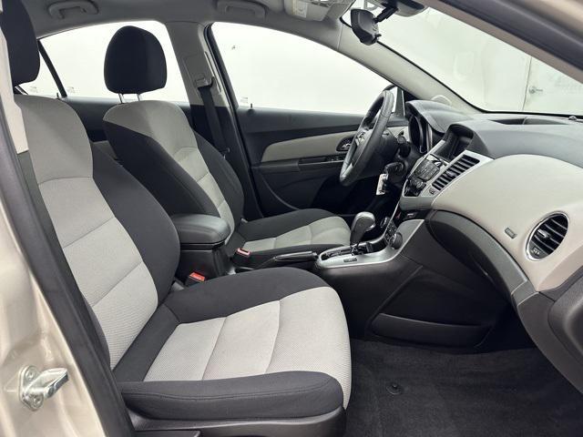 used 2014 Chevrolet Cruze car, priced at $9,159