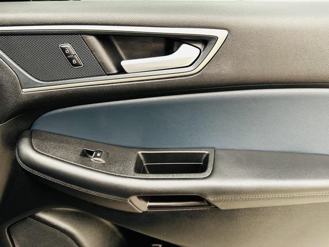 used 2024 Ford Edge car, priced at $28,917