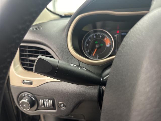 used 2017 Jeep Cherokee car, priced at $13,989