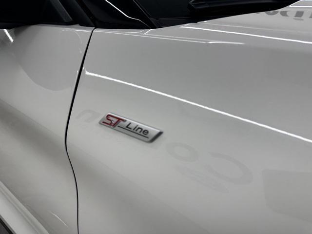 new 2025 Ford Explorer car