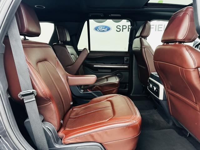 used 2023 Ford Expedition car, priced at $45,267