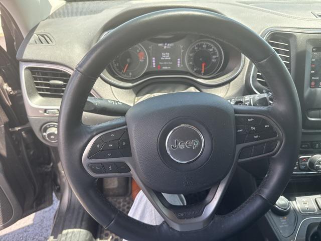 used 2019 Jeep Cherokee car, priced at $19,489