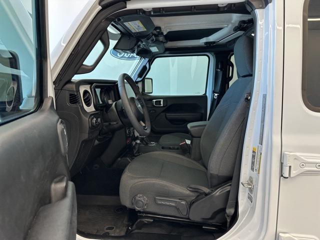 used 2024 Jeep Gladiator car, priced at $37,489