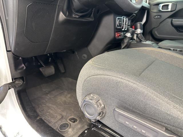 used 2024 Jeep Gladiator car, priced at $37,489