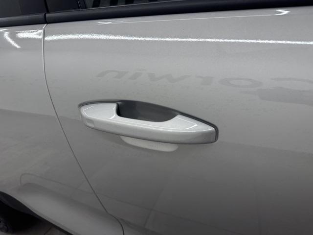 used 2023 Volvo XC40 car, priced at $19,319
