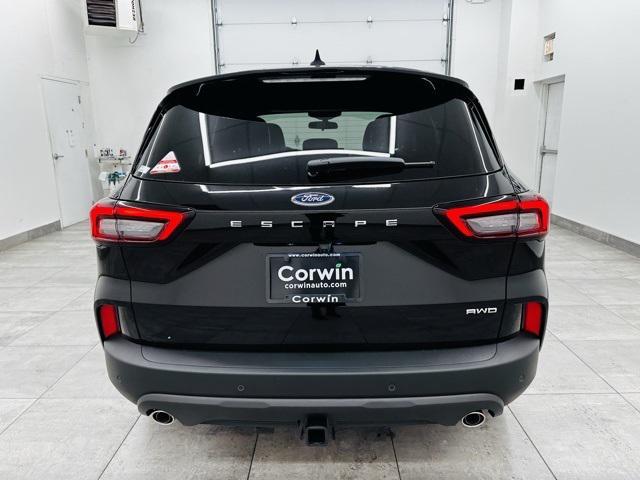 new 2025 Ford Escape car, priced at $36,500