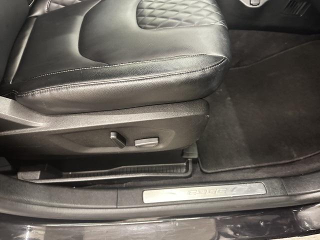 used 2024 Ford Edge car, priced at $28,823