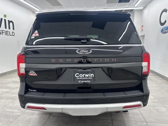 new 2024 Ford Expedition car, priced at $77,554
