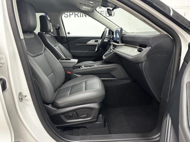 new 2025 Ford Explorer car, priced at $45,041
