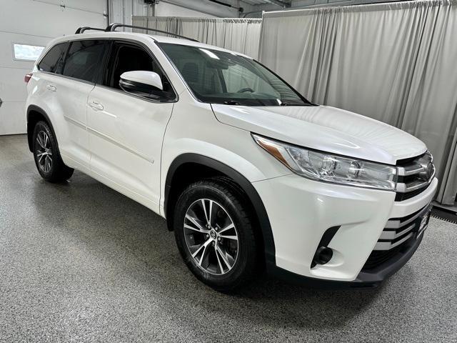 used 2017 Toyota Highlander car, priced at $17,395