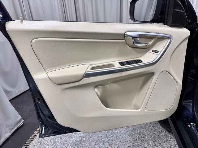 used 2016 Volvo XC60 car, priced at $13,995
