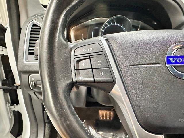 used 2015 Volvo XC60 car, priced at $11,995