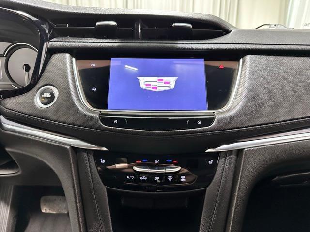 used 2022 Cadillac XT5 car, priced at $30,370