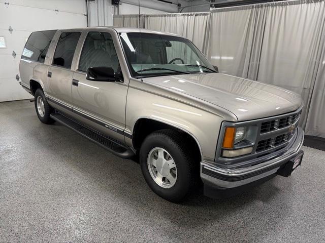 used 1999 Chevrolet Suburban car, priced at $14,995